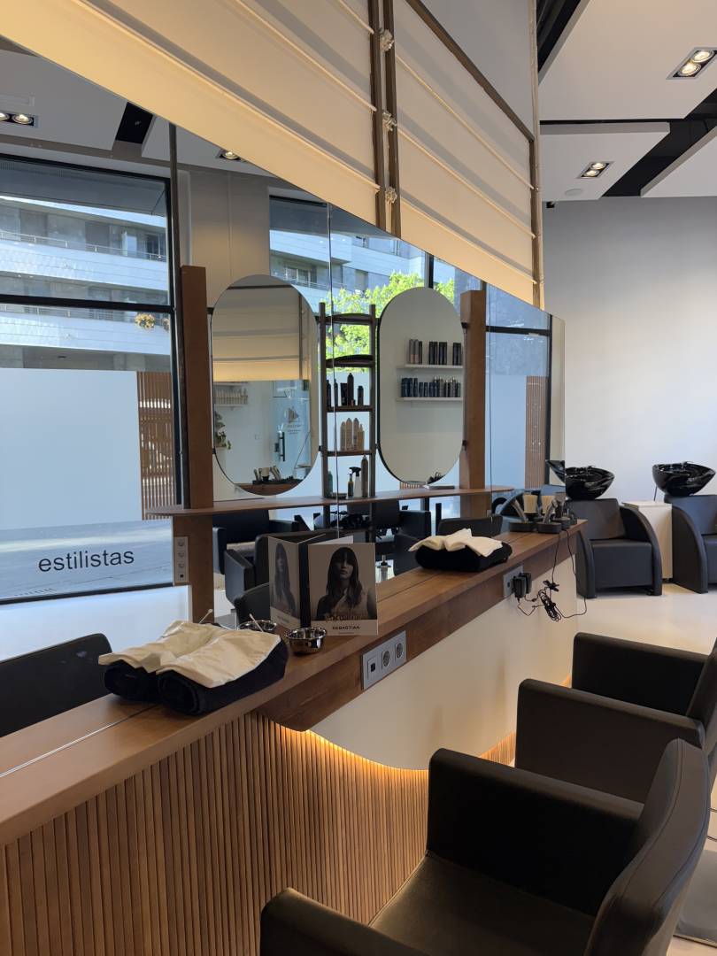 New Look Estilistas Peluquería Eibar